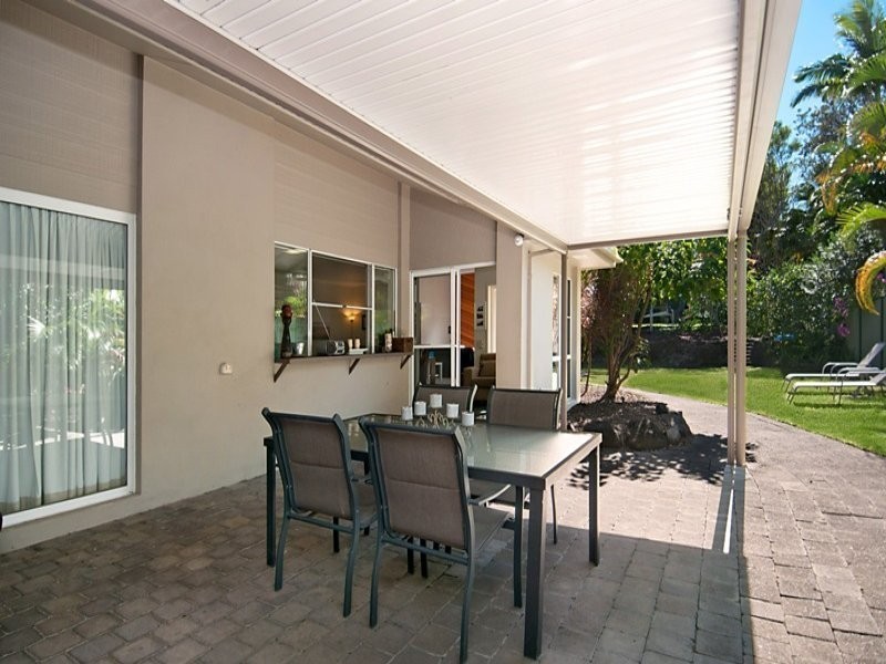 102 Karawatha Drive, Mountain Creek QLD 4557