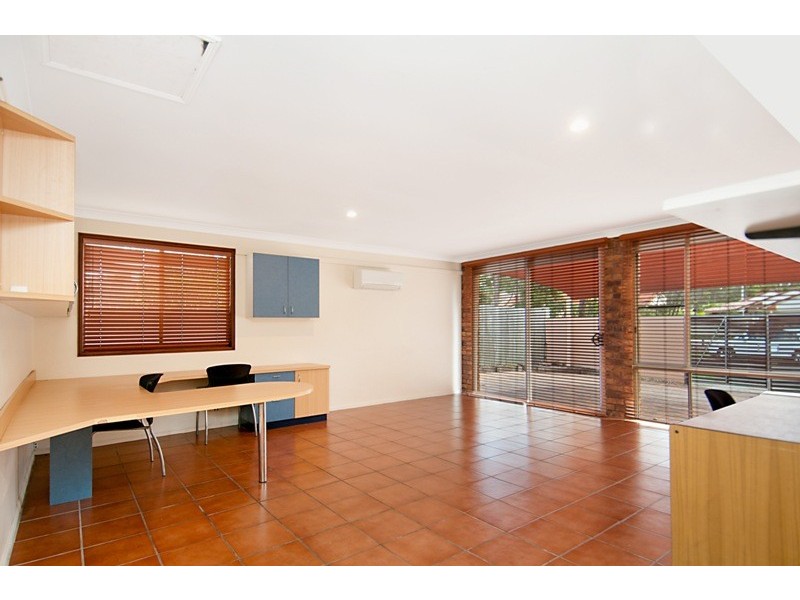 111 Karawatha Drive, Mountain Creek QLD 4557