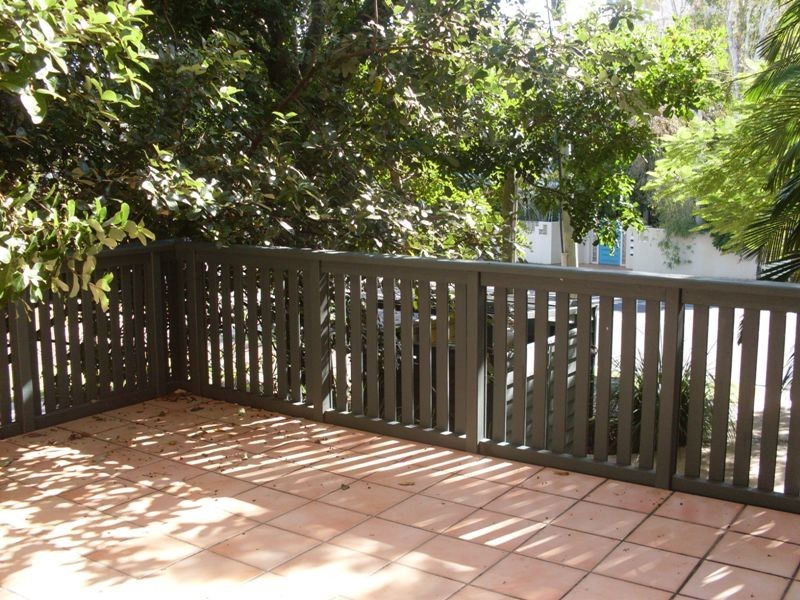 2/75 Parkyn Parade, Mooloolaba QLD 4557