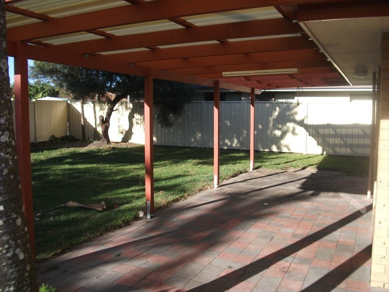23 Sunbird Chase, Buddina QLD 4575