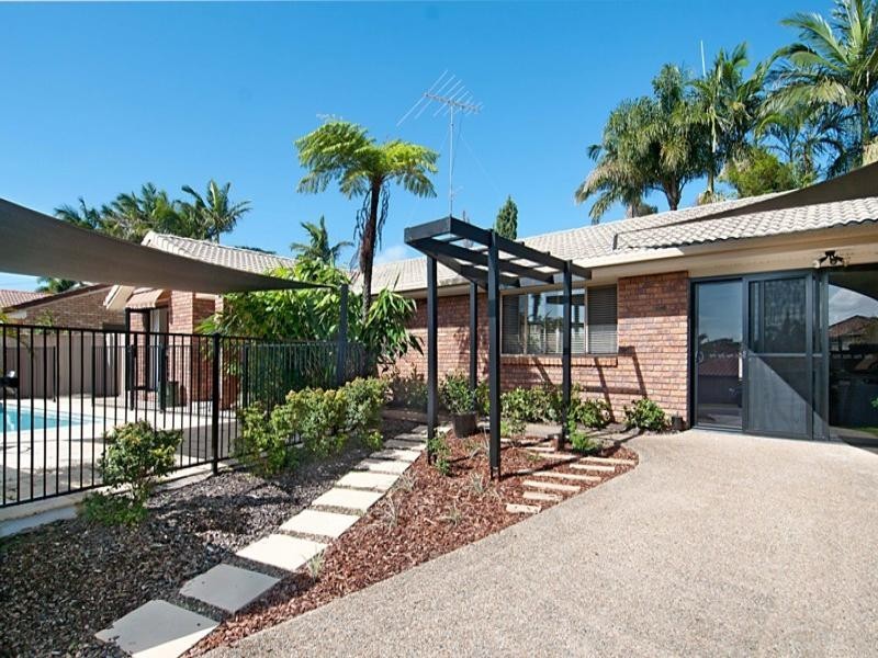 63 Wrigley Street, Maroochydore QLD 4558