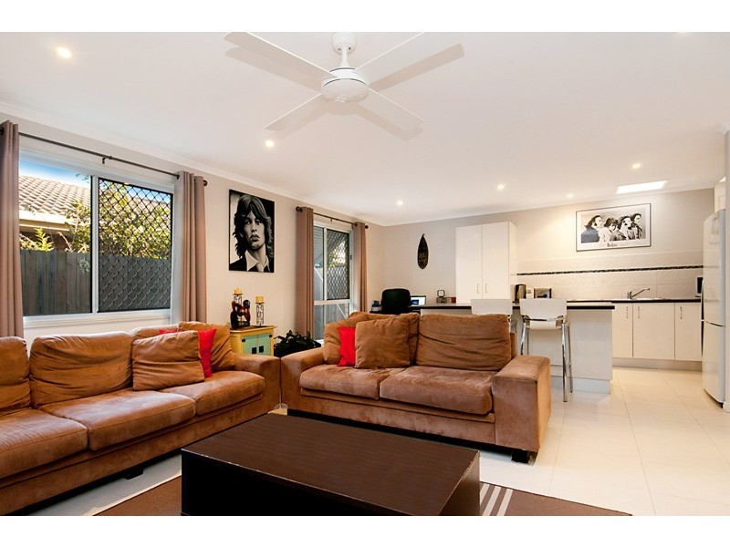 Unit 2 Villa Barbara 34 Cooinda Crescent, Maroochydore QLD 4558
