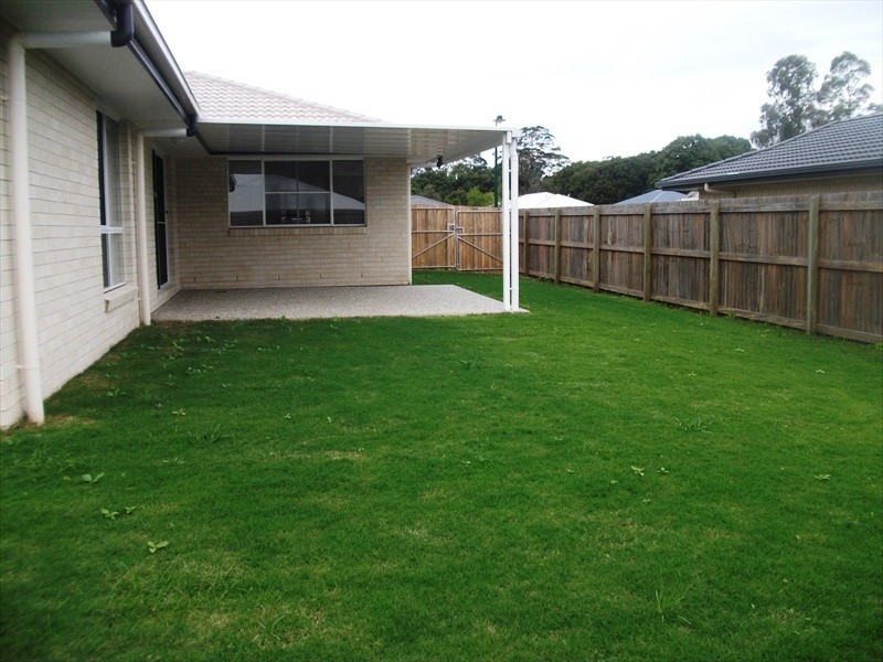 4 Old Davey Court, Nambour QLD 4560