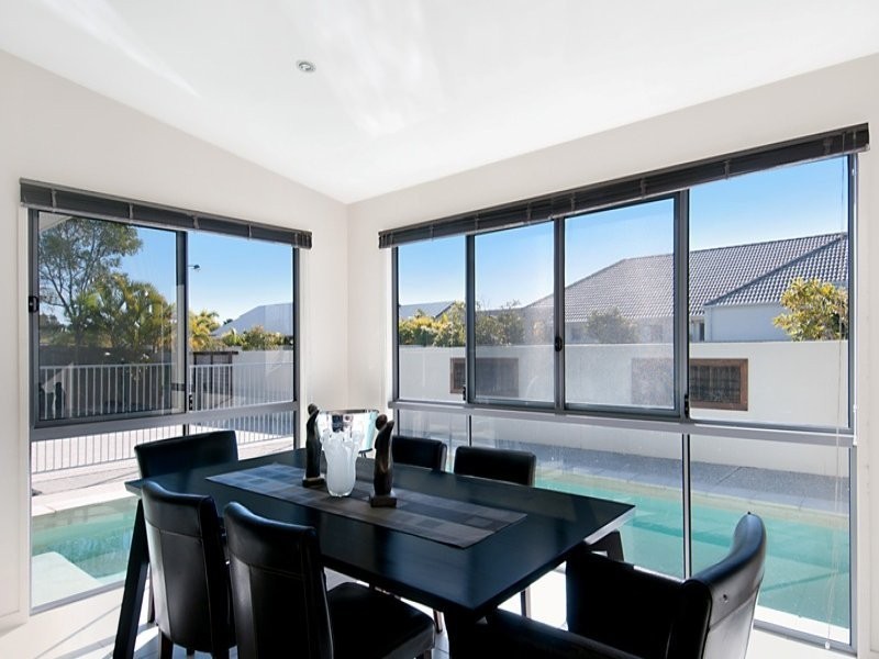 18 Margarita Court, Kawana Island QLD 4575