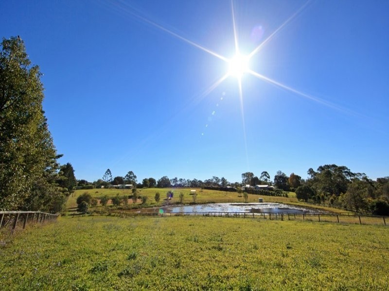 173 Ocean View Rd, Cooroy QLD 4563