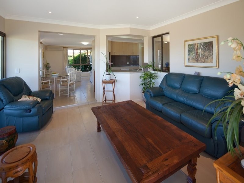 173 Ocean View Rd, Cooroy QLD 4563