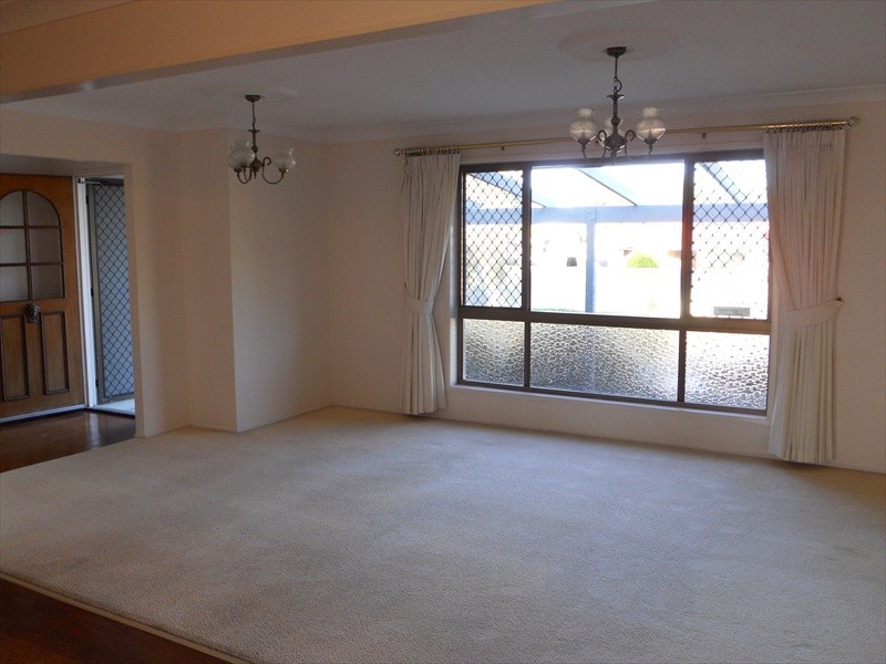 50 Brentwood Avenue, Mooloolaba QLD 4557
