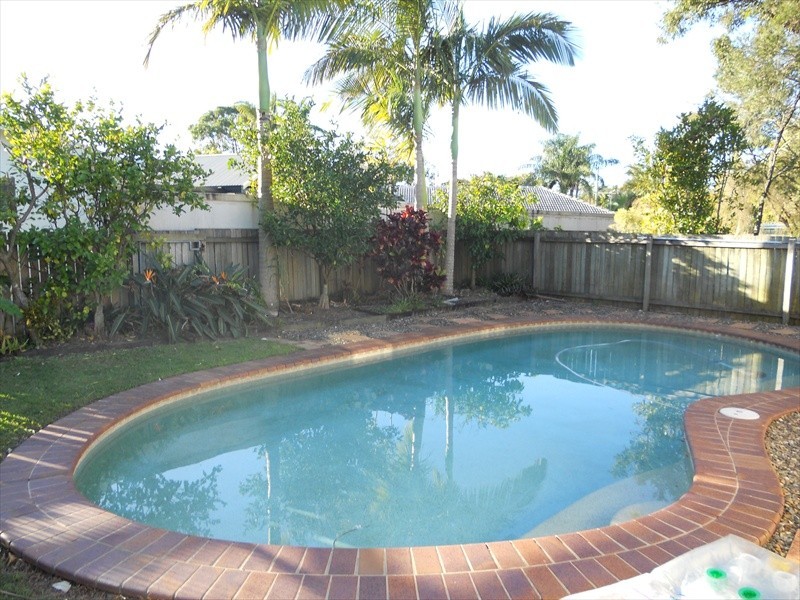 50 Brentwood Avenue, Mooloolaba QLD 4557