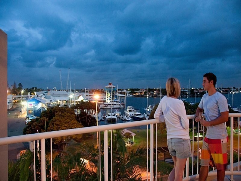 42 River Esplanade, Mooloolaba QLD 4557