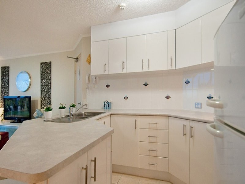 42 River Esplanade, Mooloolaba QLD 4557