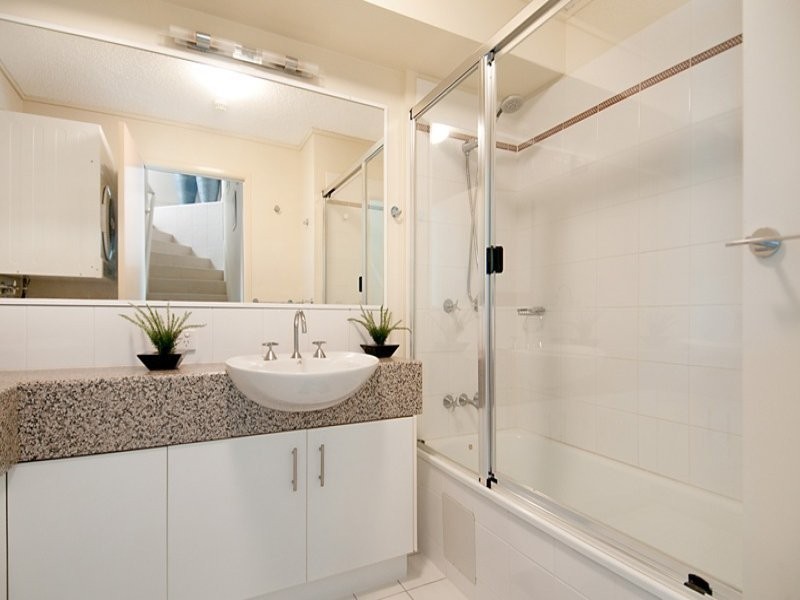 42 River Esplanade, Mooloolaba QLD 4557