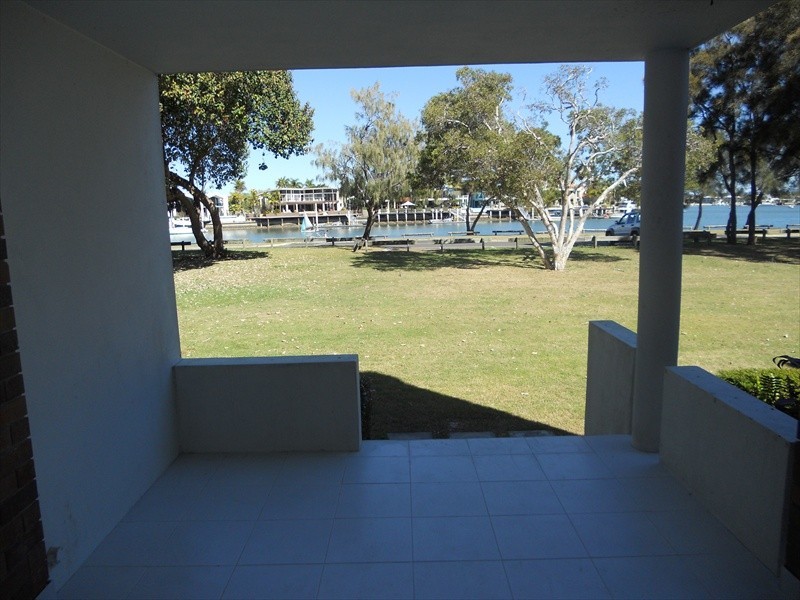 2/93 Parkyn Parade, Mooloolaba QLD 4557