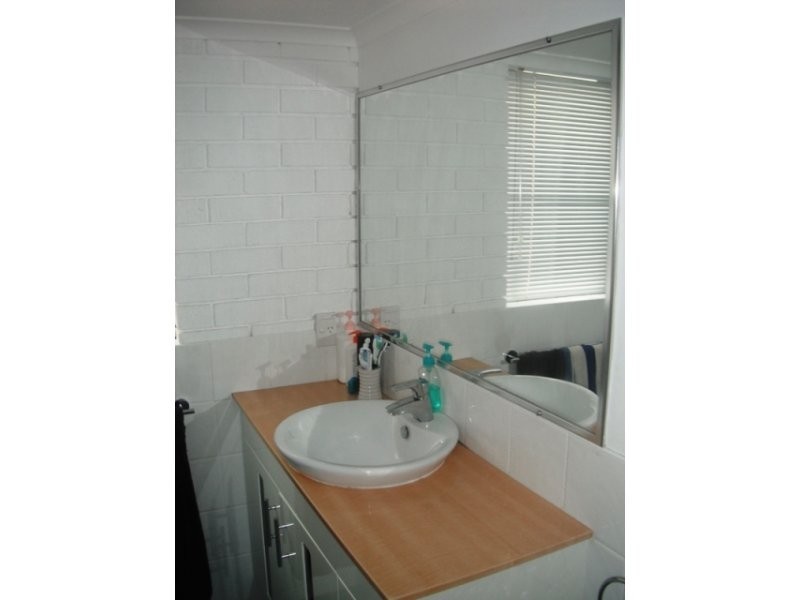 2/36 Toorumbee Drive, Mooloolaba QLD 4557