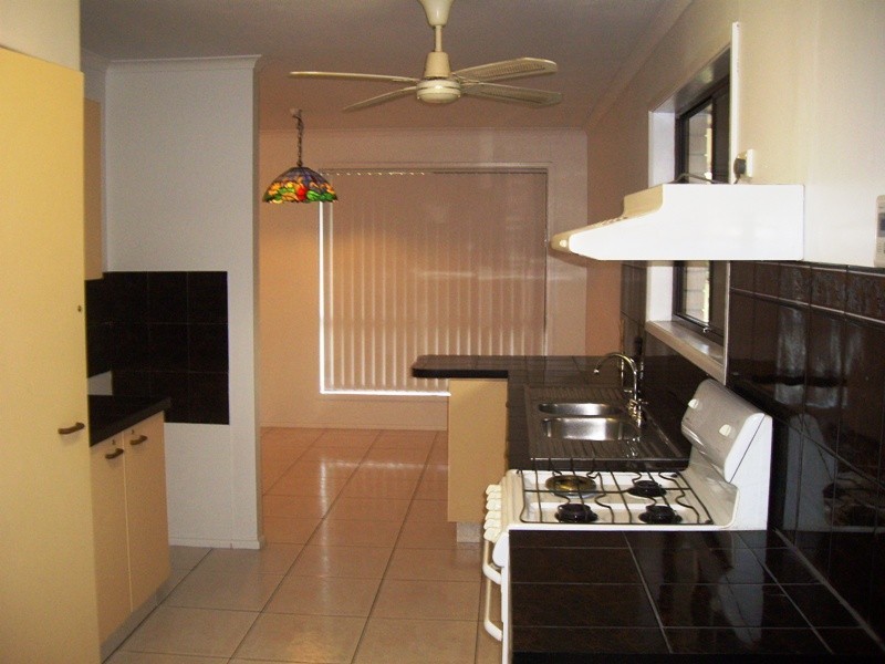 30 Rosella Street, Buddina QLD 4575