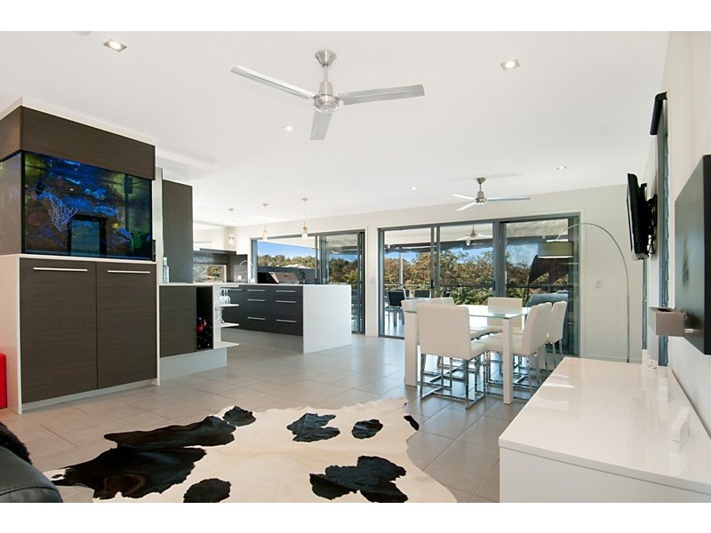 10 Lotte Place, Caloundra West QLD 4551