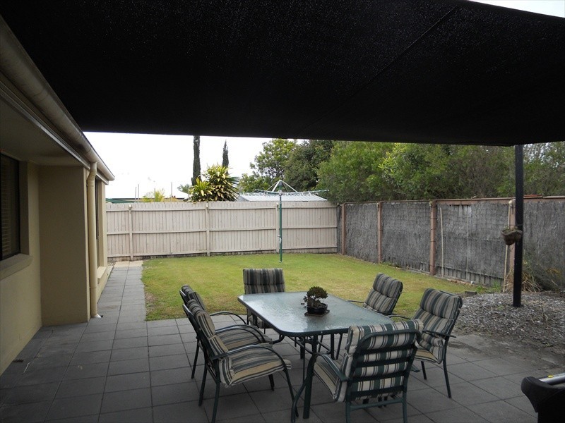 20 Maldives Place, Kawana Island QLD 4575