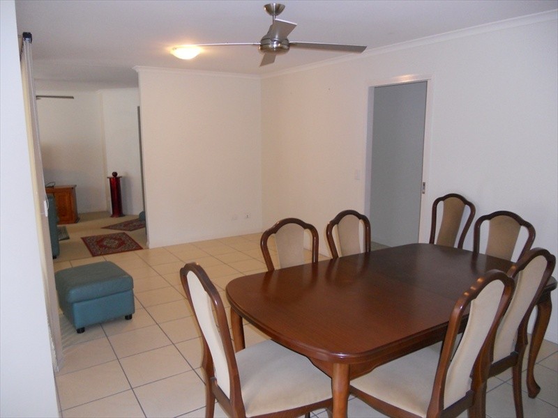 20 Maldives Place, Kawana Island QLD 4575