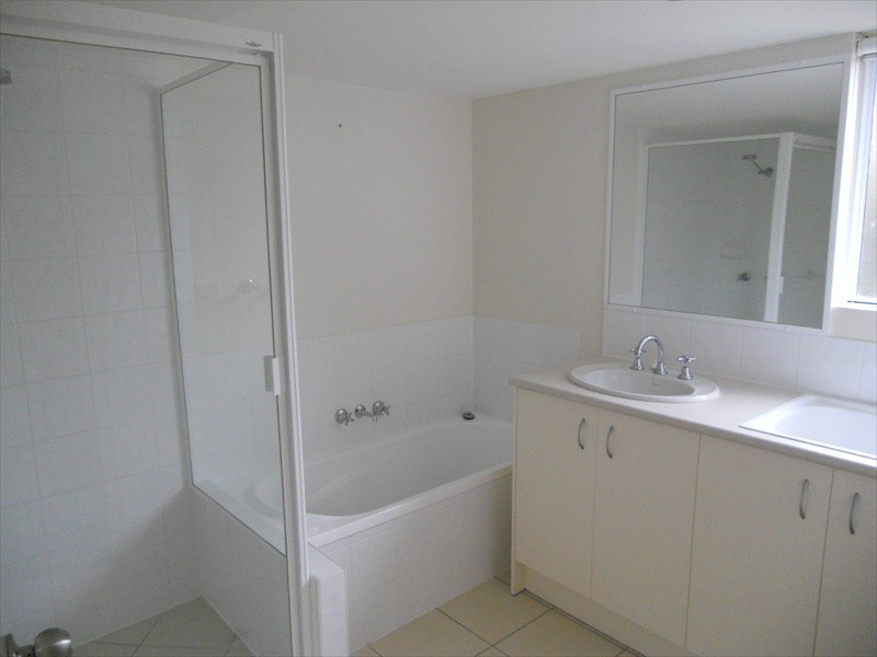 1/6 Low Street, Yandina QLD 4561