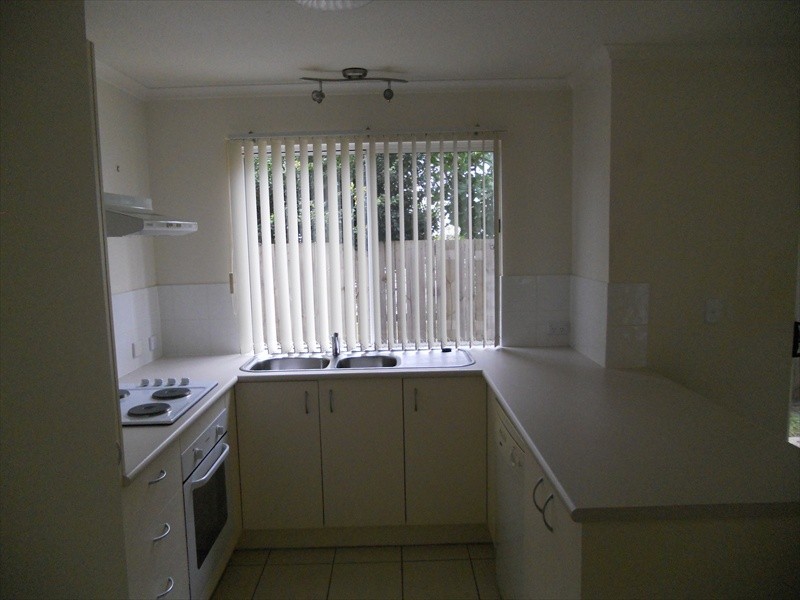 1/6 Low Street, Yandina QLD 4561