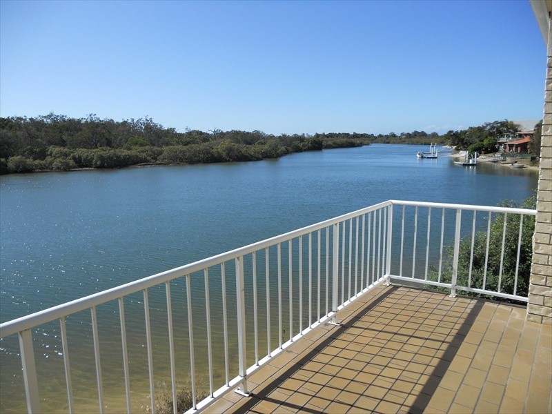 8/37 Cootamundra Drive, Mountain Creek QLD 4557