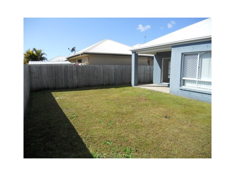 9 Irving Place, Sippy Downs QLD 4556