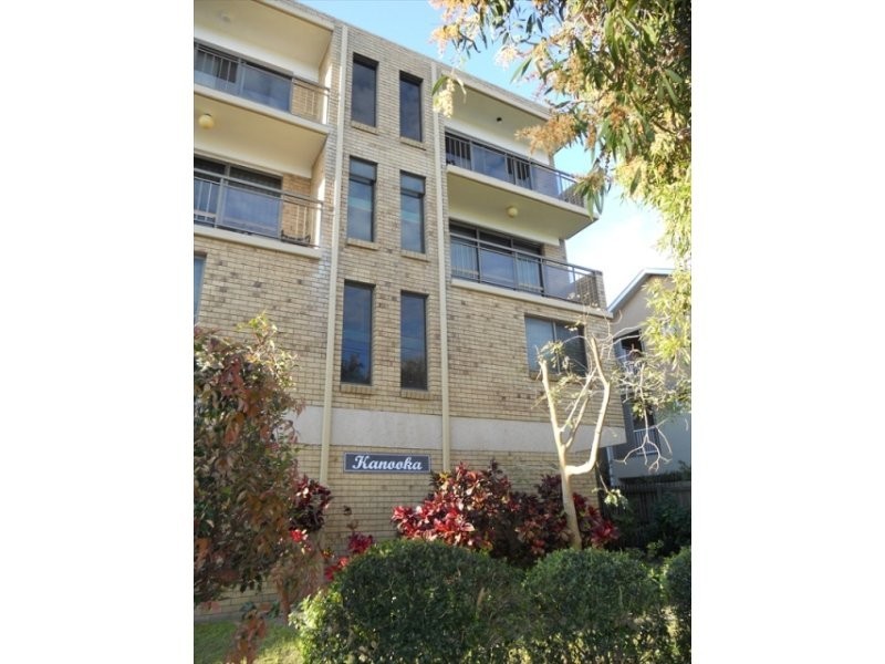 4/9 Boorook Street, Buddina QLD 4575