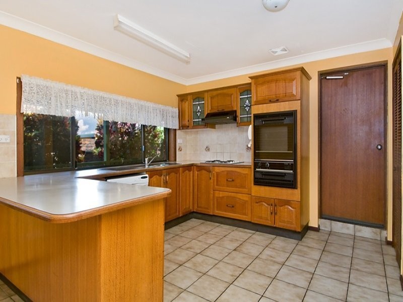 1 Warrina Court, Mooloolaba QLD 4557