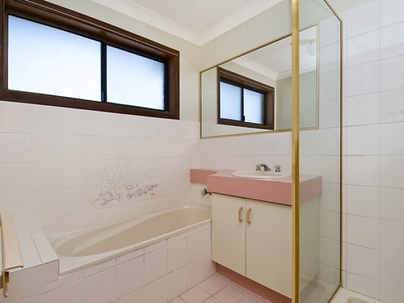 1 Warrina Court, Mooloolaba QLD 4557