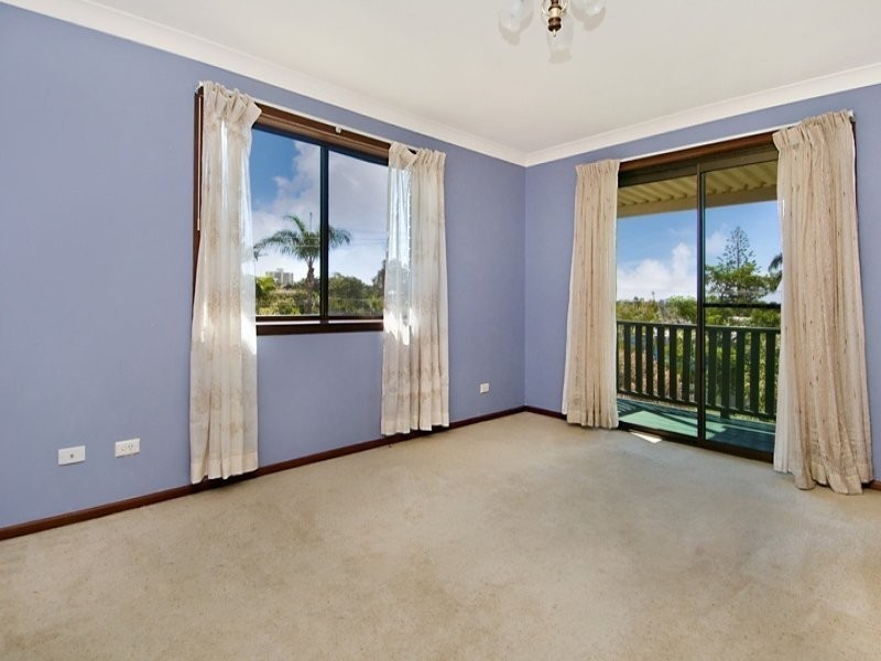 1 Warrina Court, Mooloolaba QLD 4557