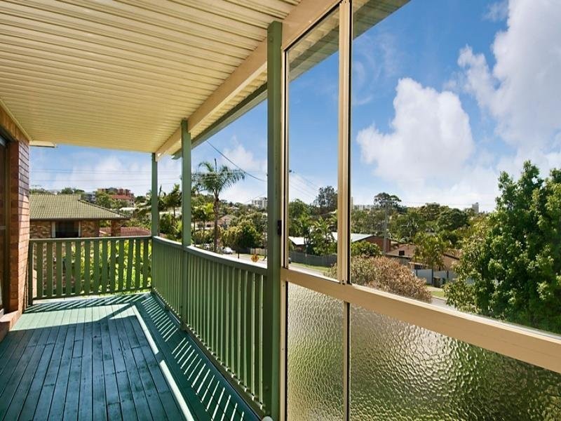 1 Warrina Court, Mooloolaba QLD 4557