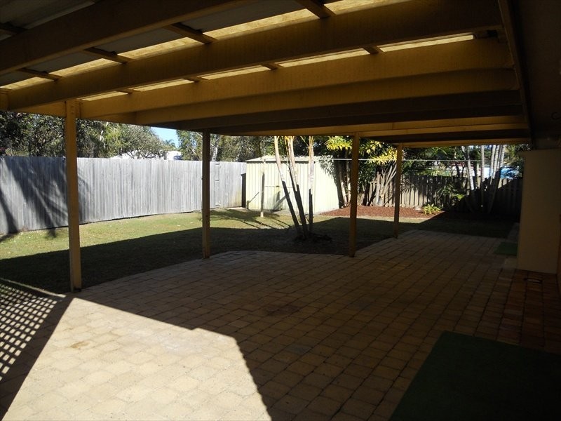 8 Peacock Crescent, Bokarina QLD 4575