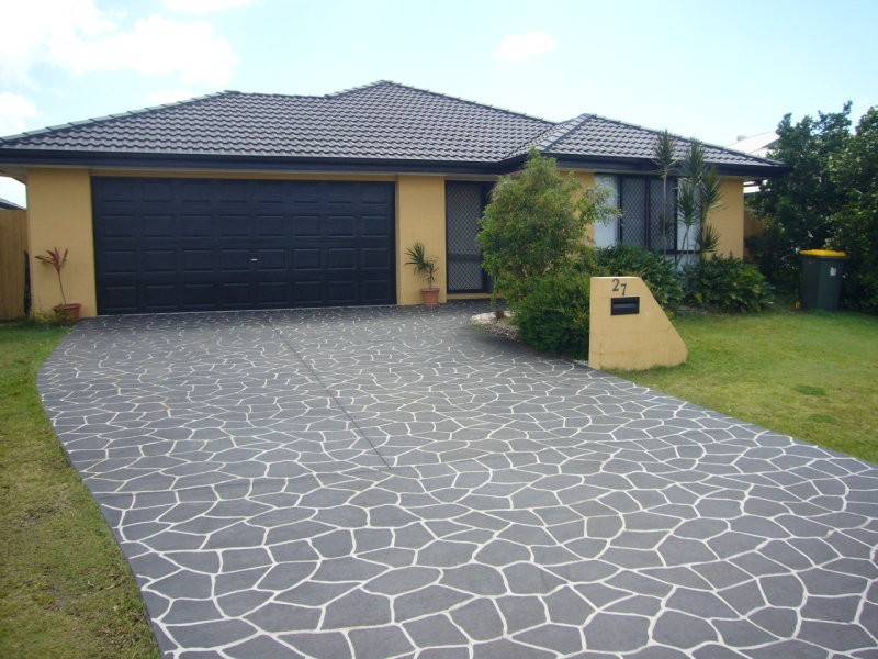 27 Dorian Crescent, Sippy Downs QLD 4556