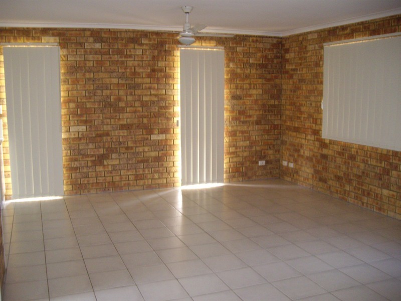 6 Ewinga Court, Mountain Creek QLD 4557