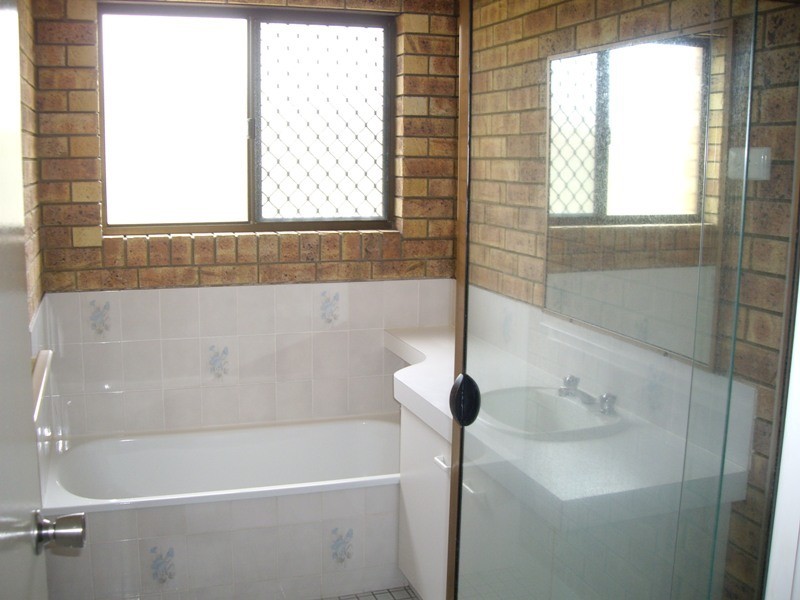 6 Ewinga Court, Mountain Creek QLD 4557