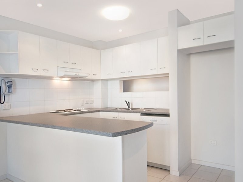 Unit 4 Barbican 34-36 River Esplanade, Mooloolaba QLD 4557