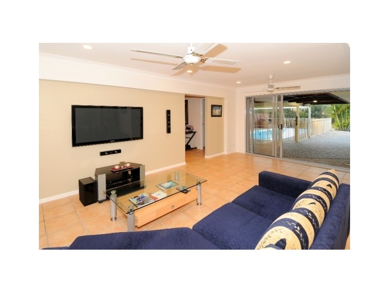 13 Rakumba Place, Mountain Creek QLD 4557