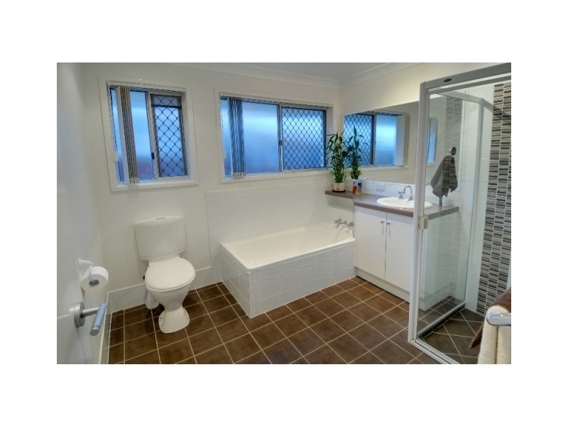 13 Rakumba Place, Mountain Creek QLD 4557