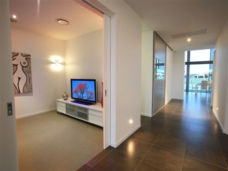 2 Columba Place, Pelican Waters QLD 4551