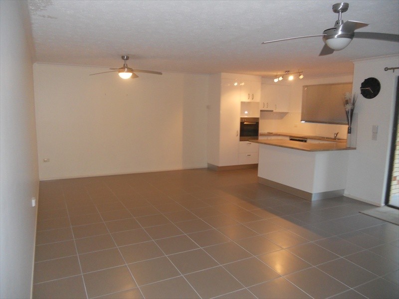 1/52 Toorumbee Drive, Mooloolaba QLD 4557