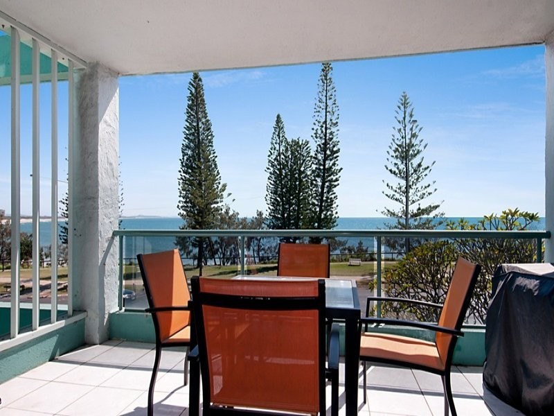 Unit 9 ‘Tawarri’ 238 Alexandra Parade, Alexandra Headland QLD 4572