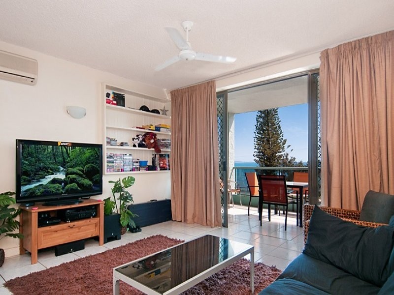 Unit 9 ‘Tawarri’ 238 Alexandra Parade, Alexandra Headland QLD 4572