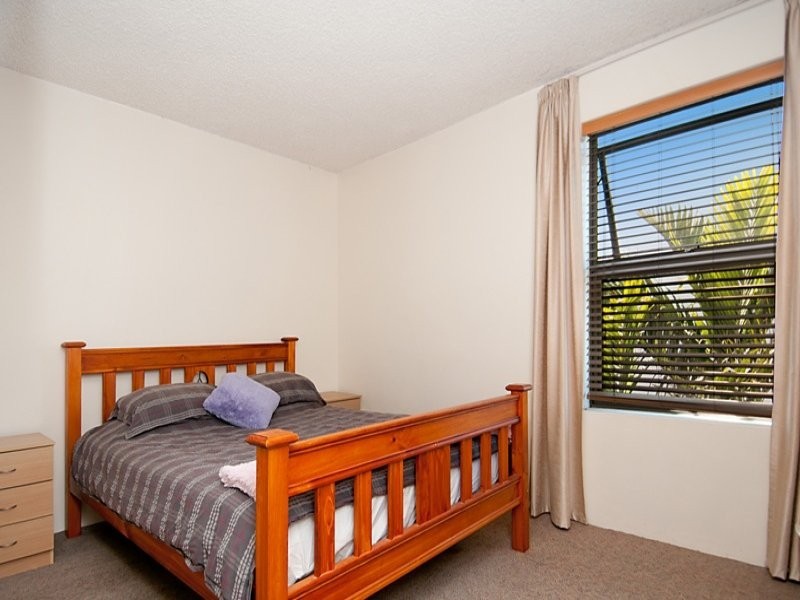 Unit 9 ‘Tawarri’ 238 Alexandra Parade, Alexandra Headland QLD 4572