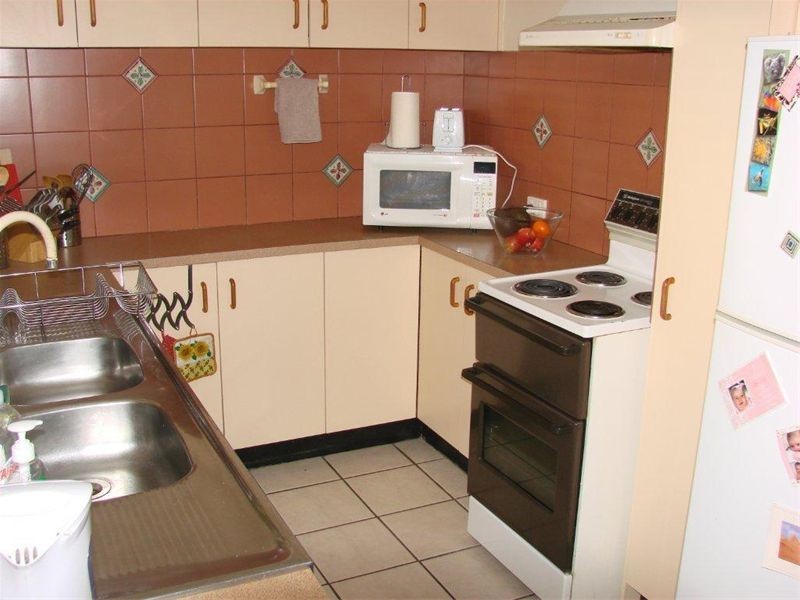 2/10 Bahlaka Street, Mooloolaba QLD 4557