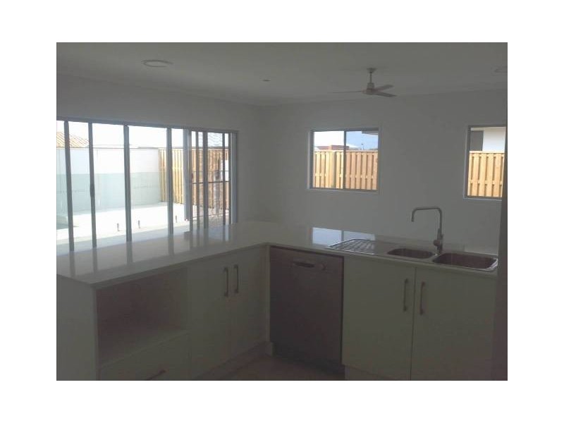 12 Yucca Court, Mountain Creek QLD 4557