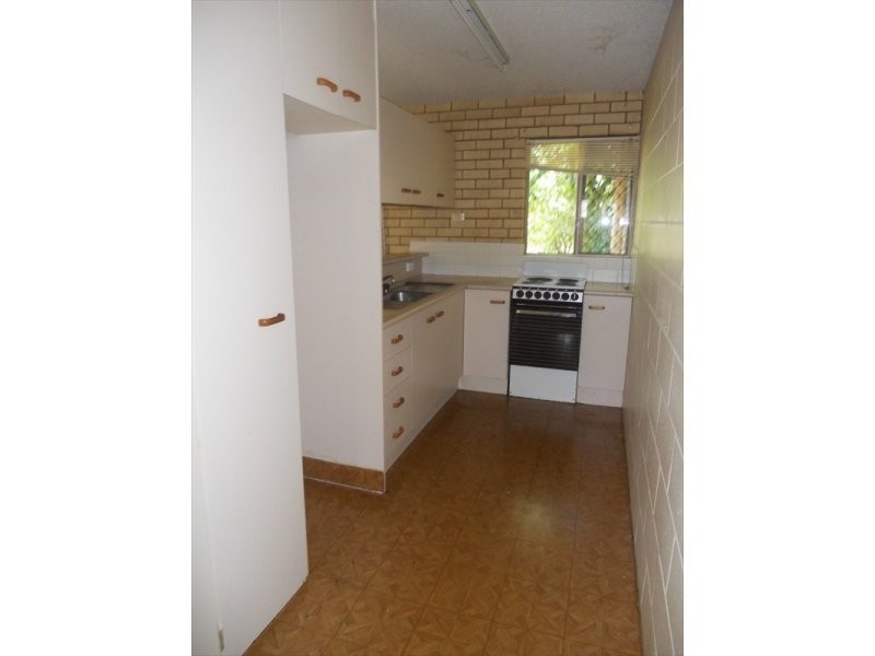 1/2 Barooga Crescent, Mooloolaba QLD 4557