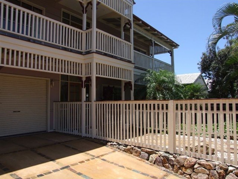 11 Kambora Street, Warana QLD 4575