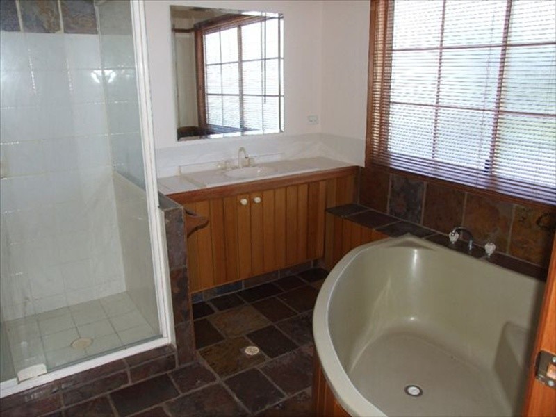 11 Kambora Street, Warana QLD 4575