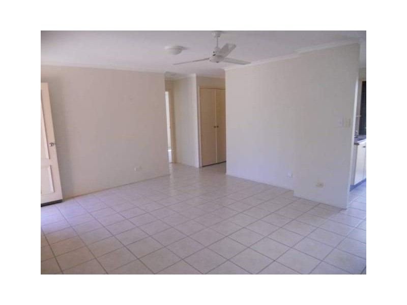 96/8 Melody Court, Warana QLD 4575