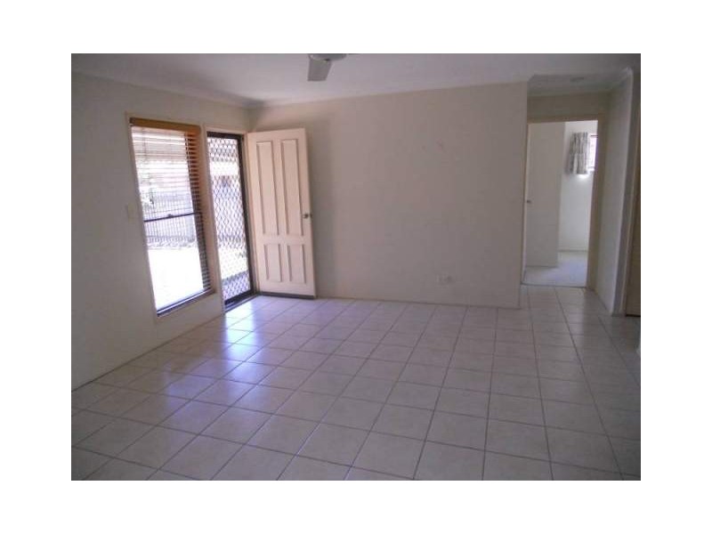 96/8 Melody Court, Warana QLD 4575