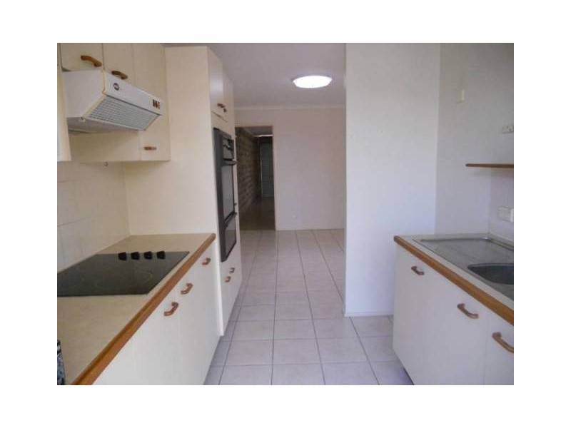 96/8 Melody Court, Warana QLD 4575